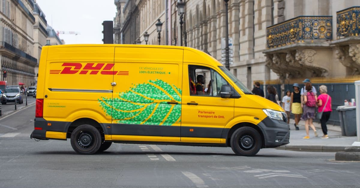 Electric Vehicles in Indian Commercial Fleets: A Game Changer