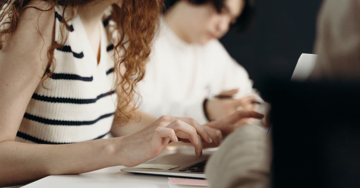 Why Having a Full Stack Developer is Better Than a Team of Specialists for Building an MVP
