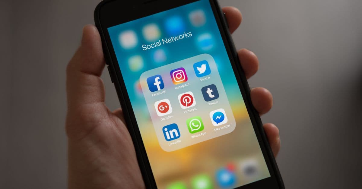 E-commerce: Pre and Post Facebook and Instagram Era