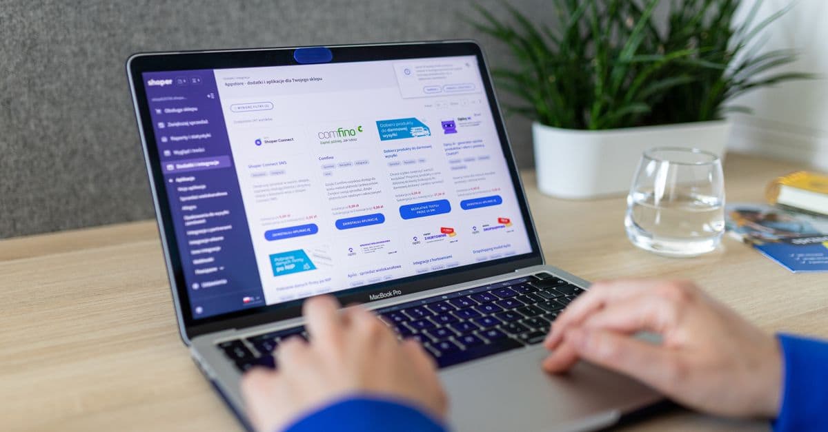 Guide to hire shopify developer in 2025