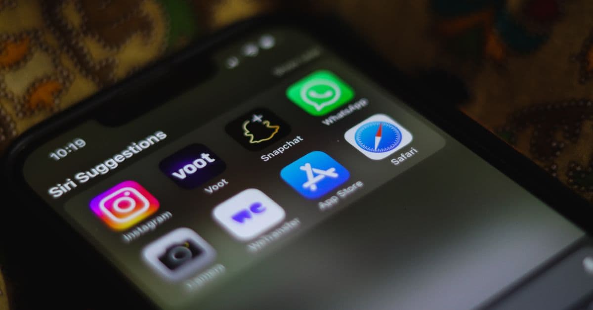 How to Integrate Dropbox with your iOS APP and Perform CRUD Action