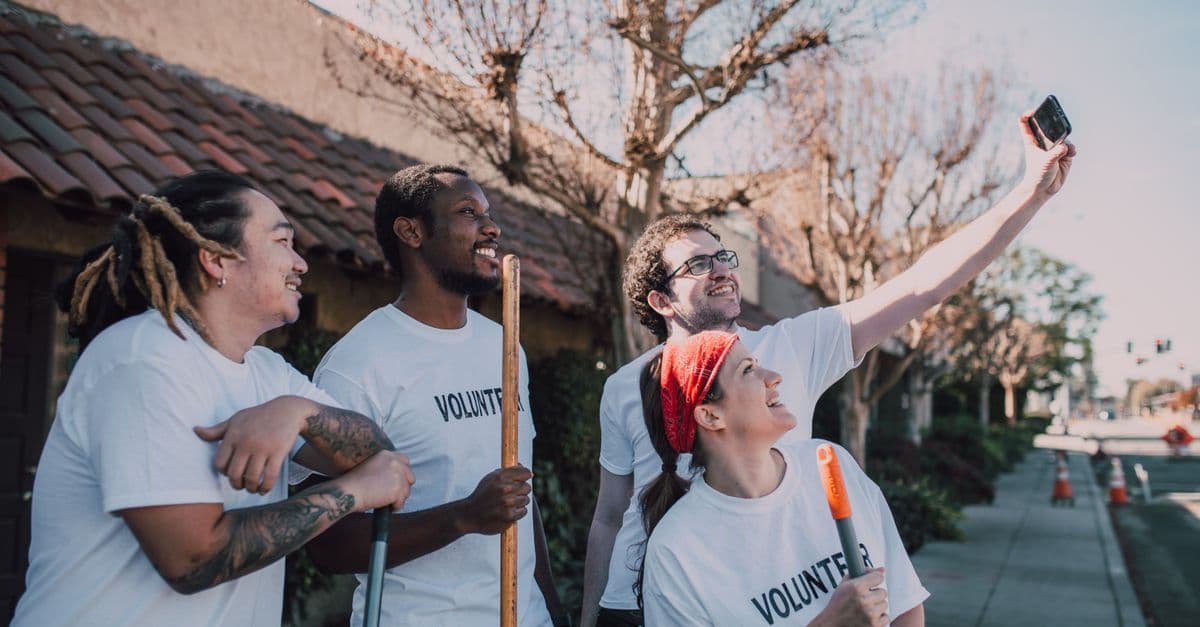 Mobile fundraising: How can mobile apps help NGOs raise more funding