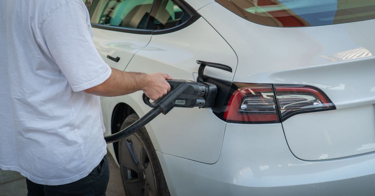 Overcoming Range Anxiety: Empowering Electric Vehicle Owners with Comprehensive Charging Solutions
