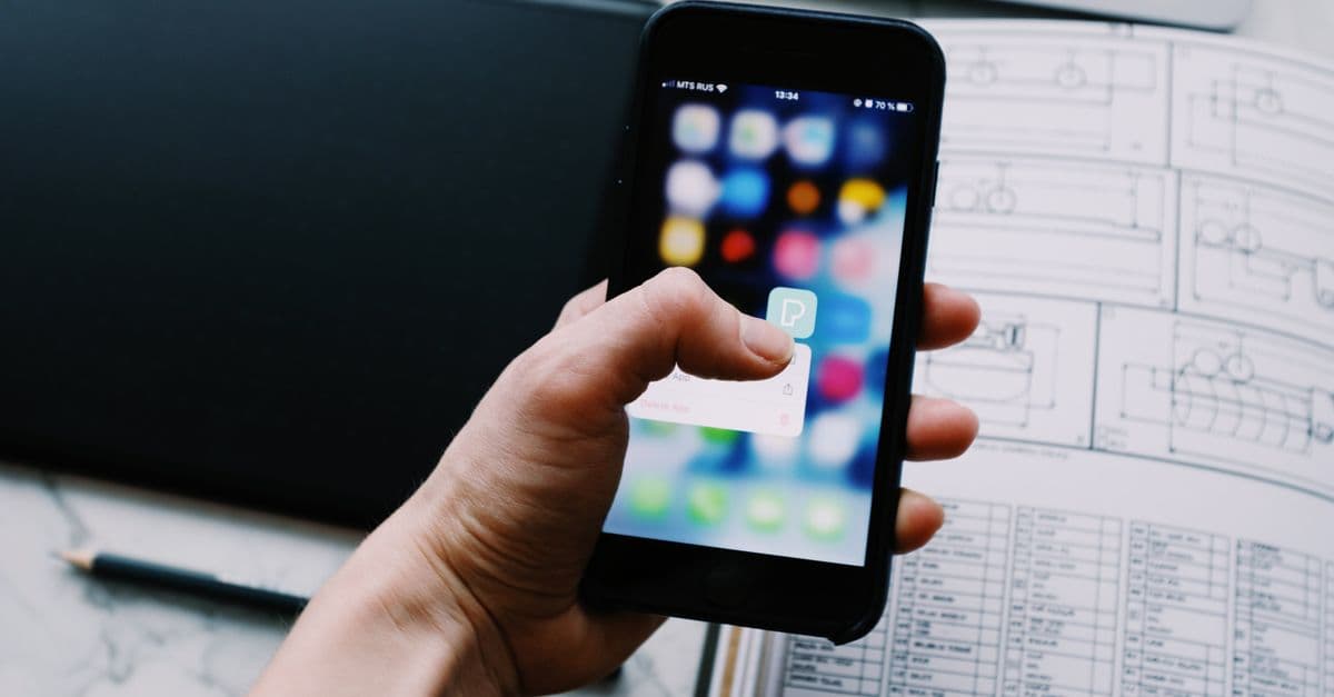 Parsing XML Web Service in iOS With Swift